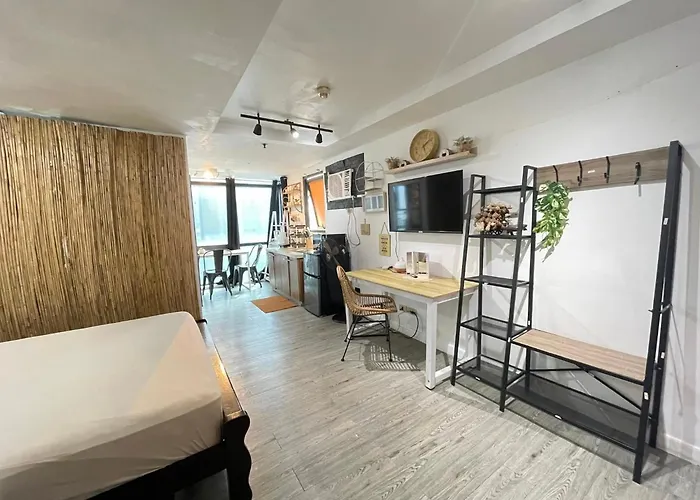 Ortigas Condotel Near Robinsons Galleria With Free Pool Manila